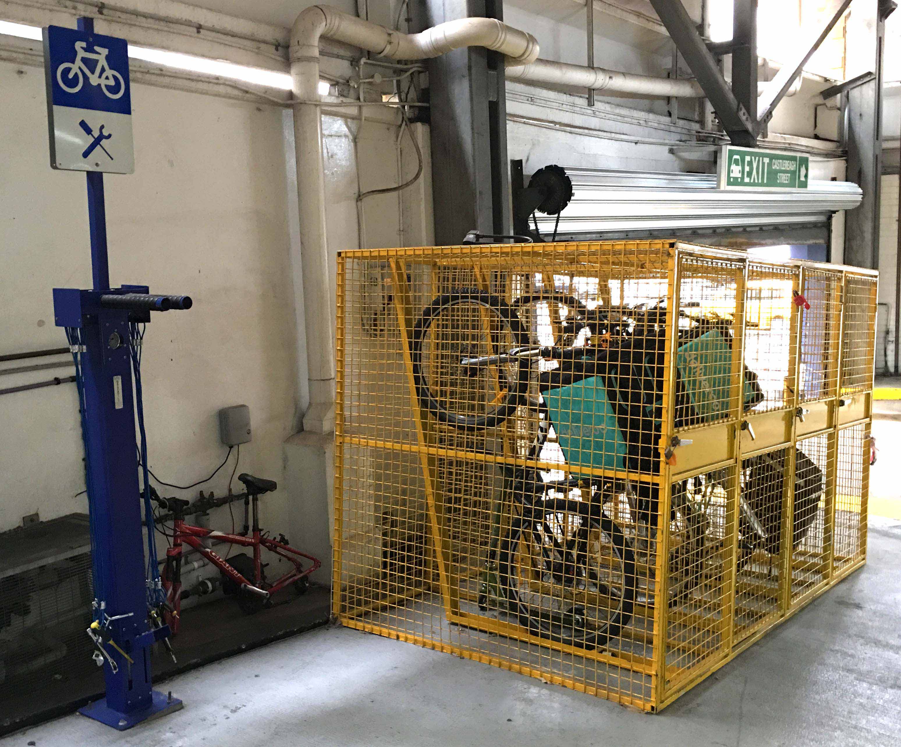 bike cage transport